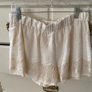 Cream Printed shorts